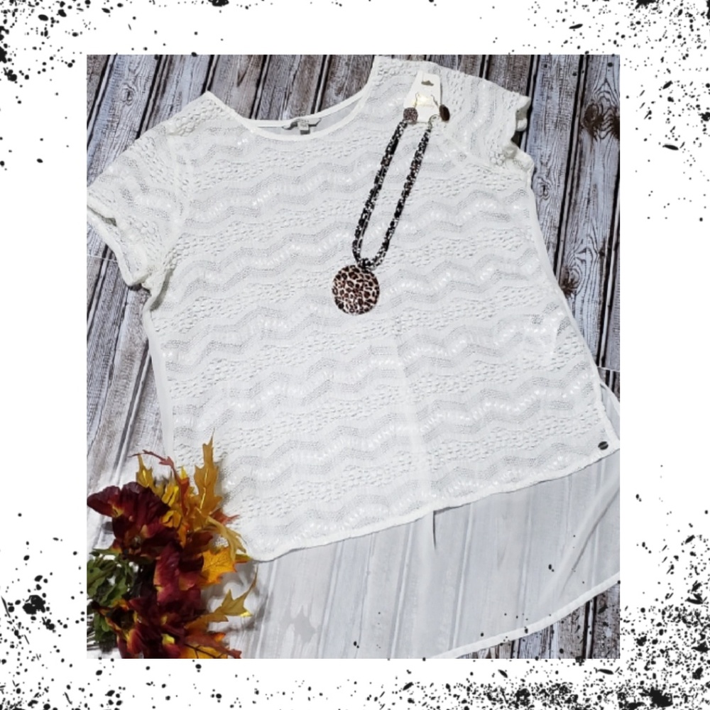 NWOT GUESS Lace & Chiffon Blouse Sz. S